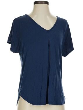 Amour Vert Navy Tee EUC